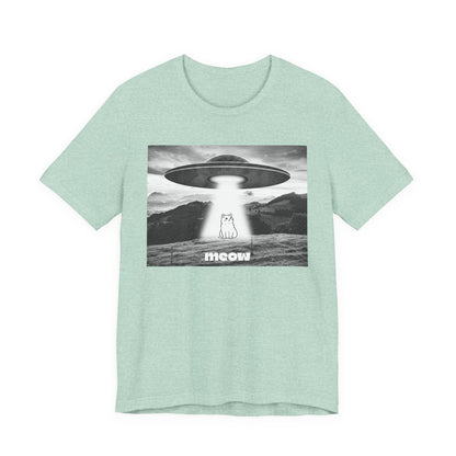 Funny Alien Cat Tee, Unisex Graphic T-Shirt, UFO Lover Gift, Cute Cat Shirt, Quirky Humor Tee, Perfect for Cat Lovers