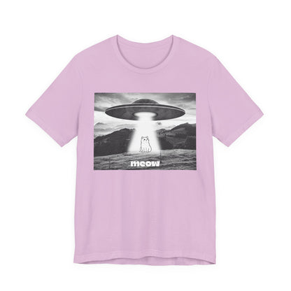 Funny Alien Cat Tee, Unisex Graphic T-Shirt, UFO Lover Gift, Cute Cat Shirt, Quirky Humor Tee, Perfect for Cat Lovers