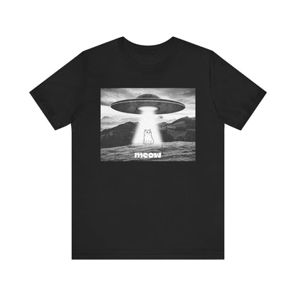Funny Alien Cat Tee, Unisex Graphic T-Shirt, UFO Lover Gift, Cute Cat Shirt, Quirky Humor Tee, Perfect for Cat Lovers
